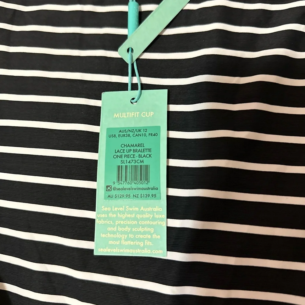 Sea Level Swim. Sealevelcharmarel Lace-Up. Size 8. Black and White - Picture 3 of 13